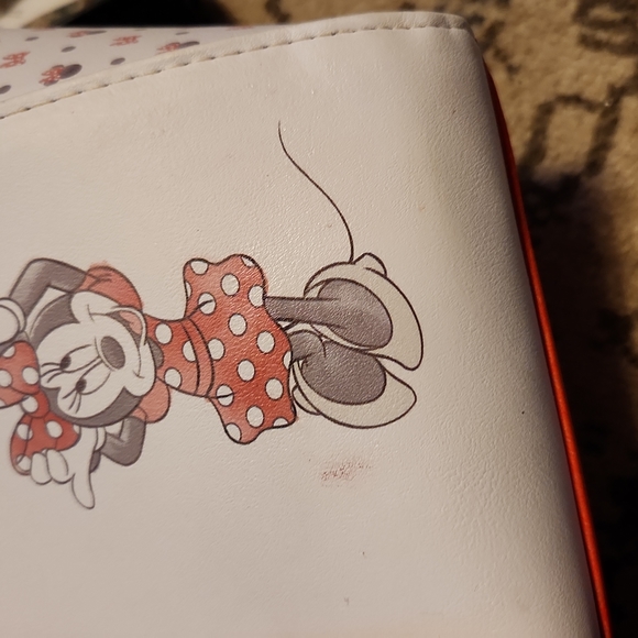 Loungefly Minnie Mouse Satchel - Picture 9 of 11